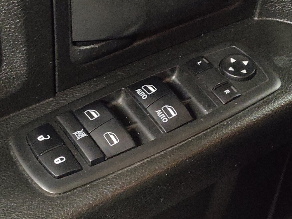 2019 RAM 1500 in Lauderdale Lakes, FL 33313 - 18139956 27