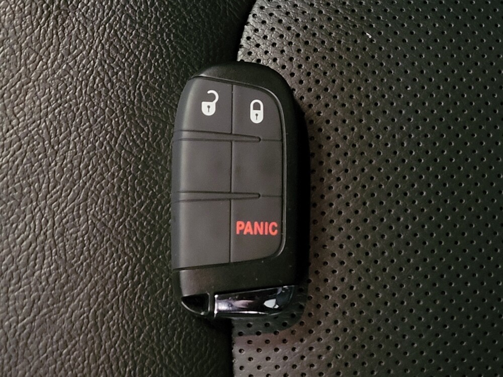 2018 Jeep Compass in Savannah, GA 31419 - 18139961 32