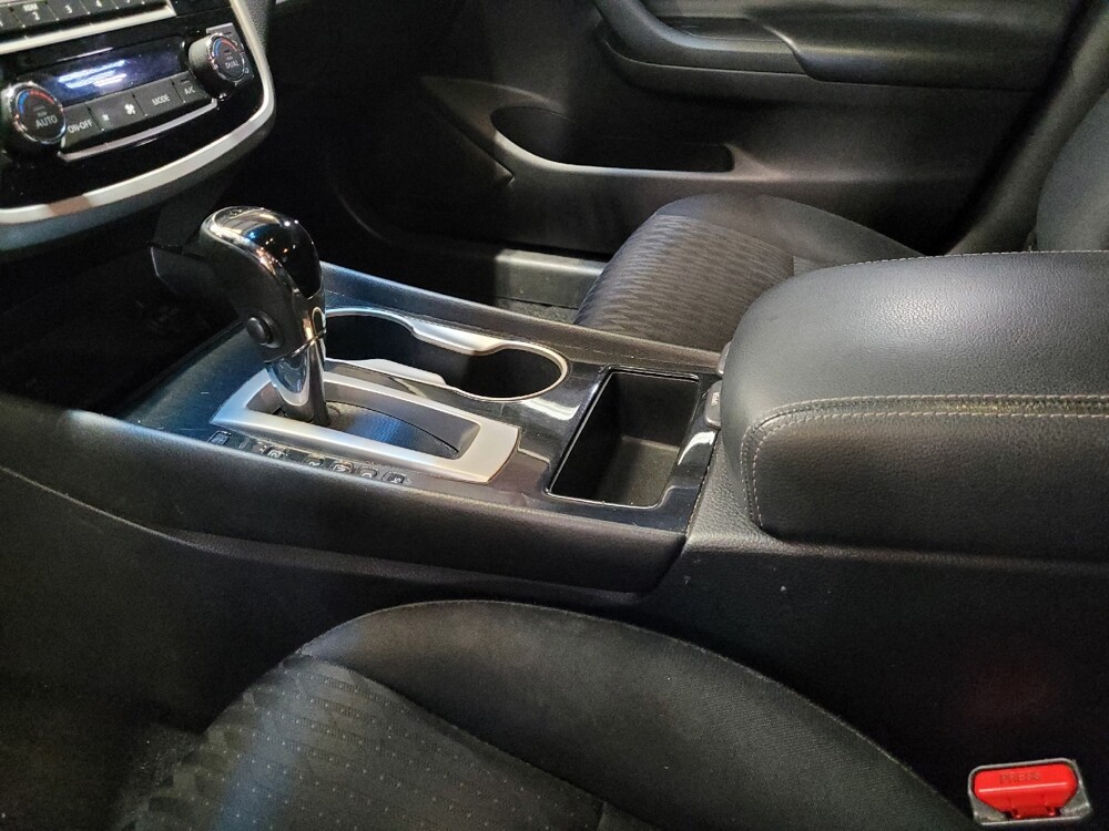 2018 Nissan Altima in Lauderdale Lakes, FL 33313 - 18139963 26