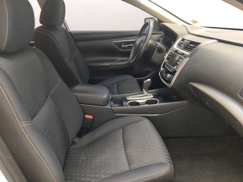 2018 Nissan Altima in Lauderdale Lakes, FL 33313 - 18139963 21
