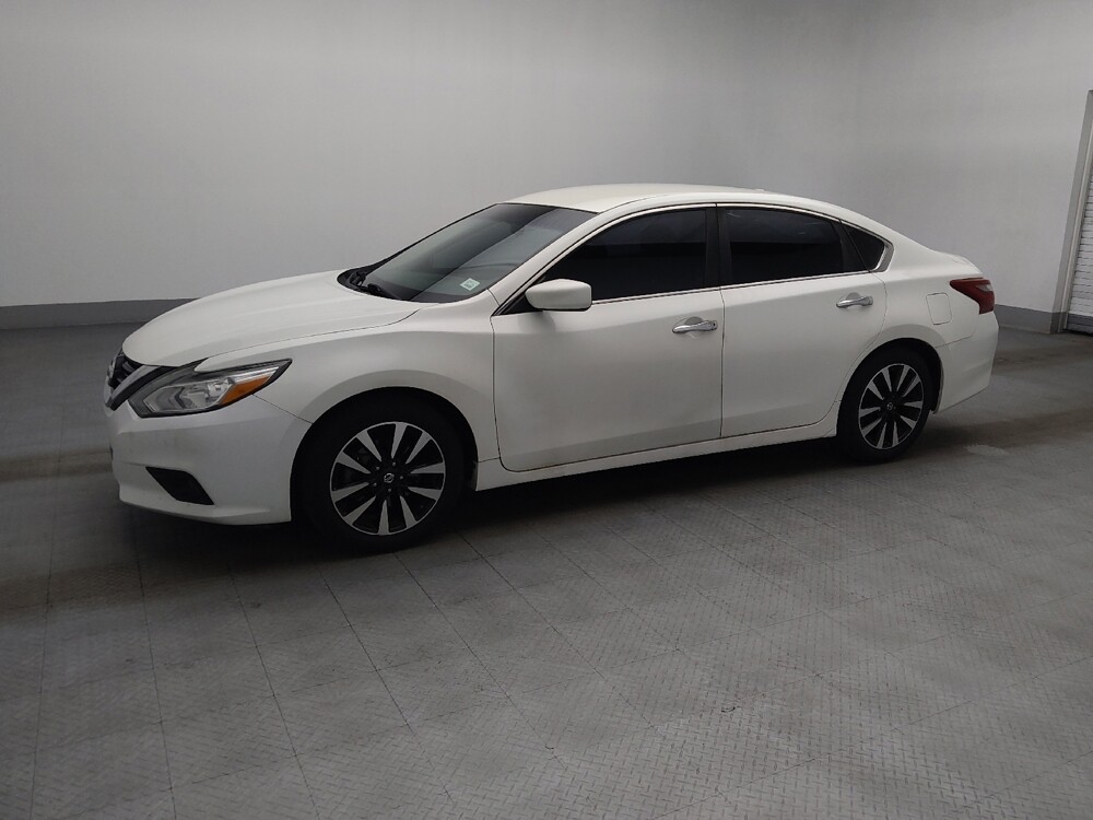 2018 Nissan Altima in Lauderdale Lakes, FL 33313 - 18139963 2