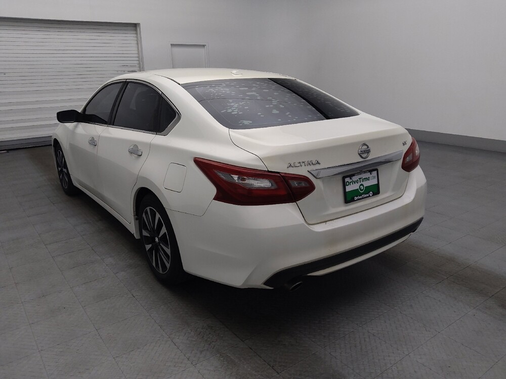 2018 Nissan Altima in Lauderdale Lakes, FL 33313 - 18139963 5