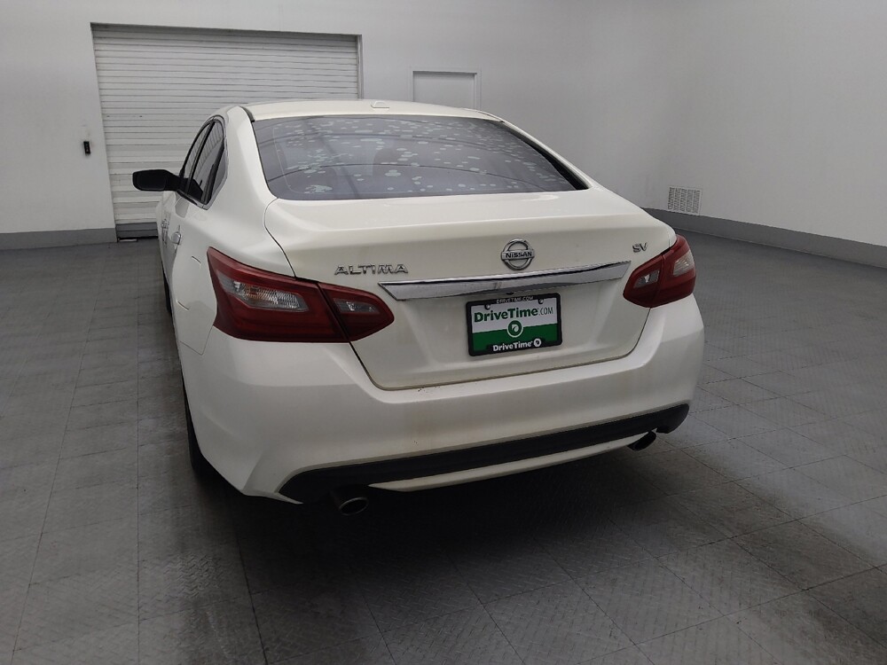 2018 Nissan Altima in Lauderdale Lakes, FL 33313 - 18139963 6