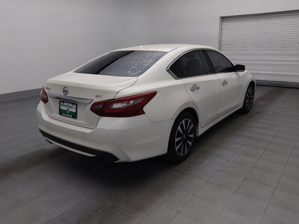 2018 Nissan Altima in Lauderdale Lakes, FL 33313 - 18139963 9