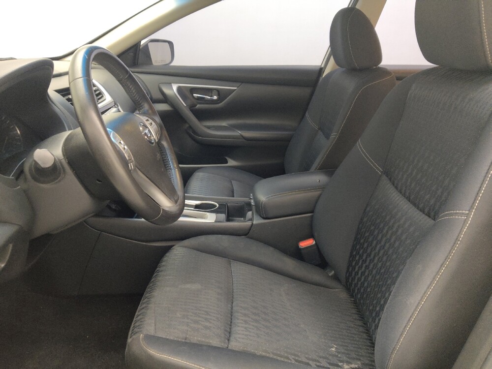 2018 Nissan Altima in Lauderdale Lakes, FL 33313 - 18139963 17
