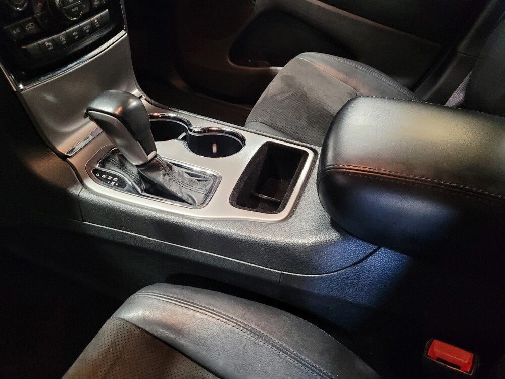 2019 Jeep Grand Cherokee in Miami, FL 33157 - 18139969 26