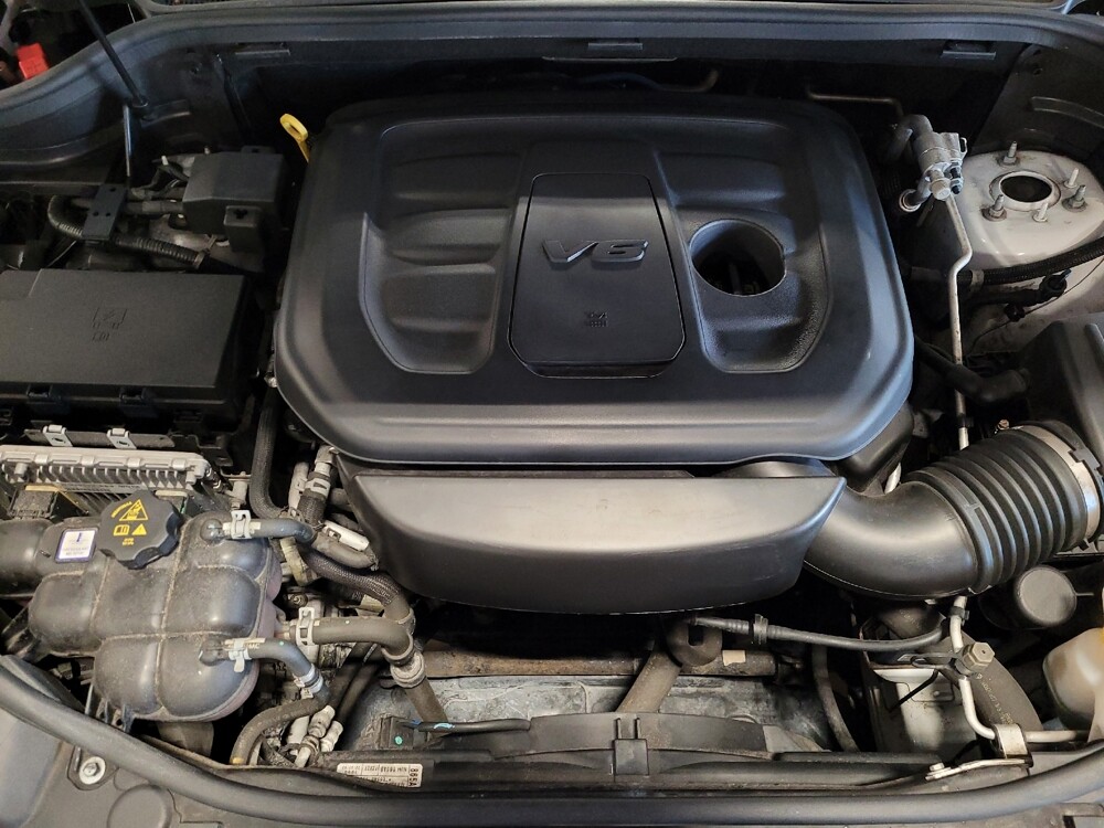 2019 Jeep Grand Cherokee in Miami, FL 33157 - 18139969 30