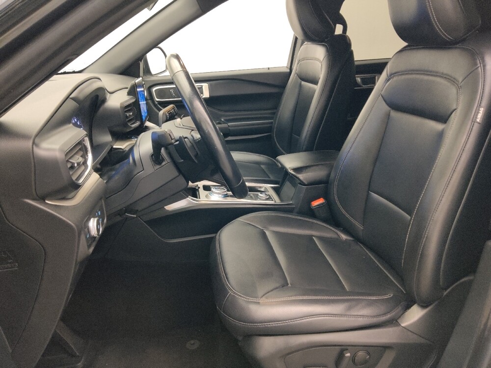2020 Ford Explorer in Kissimmee, FL 34744 - 18139970 17