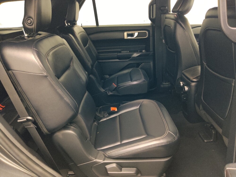 2020 Ford Explorer in Kissimmee, FL 34744 - 18139970 19