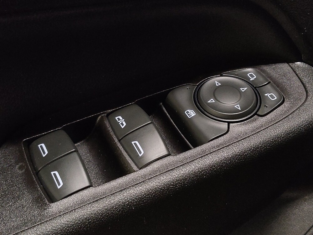 2020 Chevrolet Equinox in Lauderdale Lakes, FL 33313 - 18139973 27