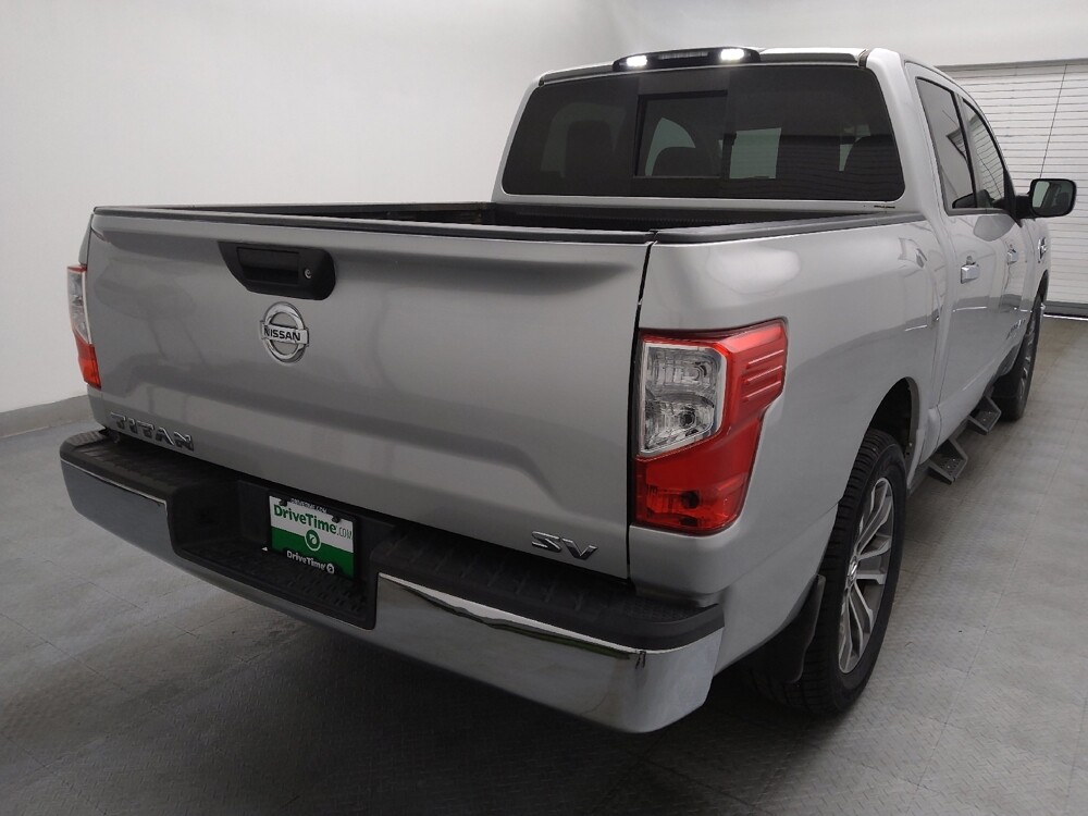 2017 Nissan Titan in Greenville, SC 29607 - 18139976 7