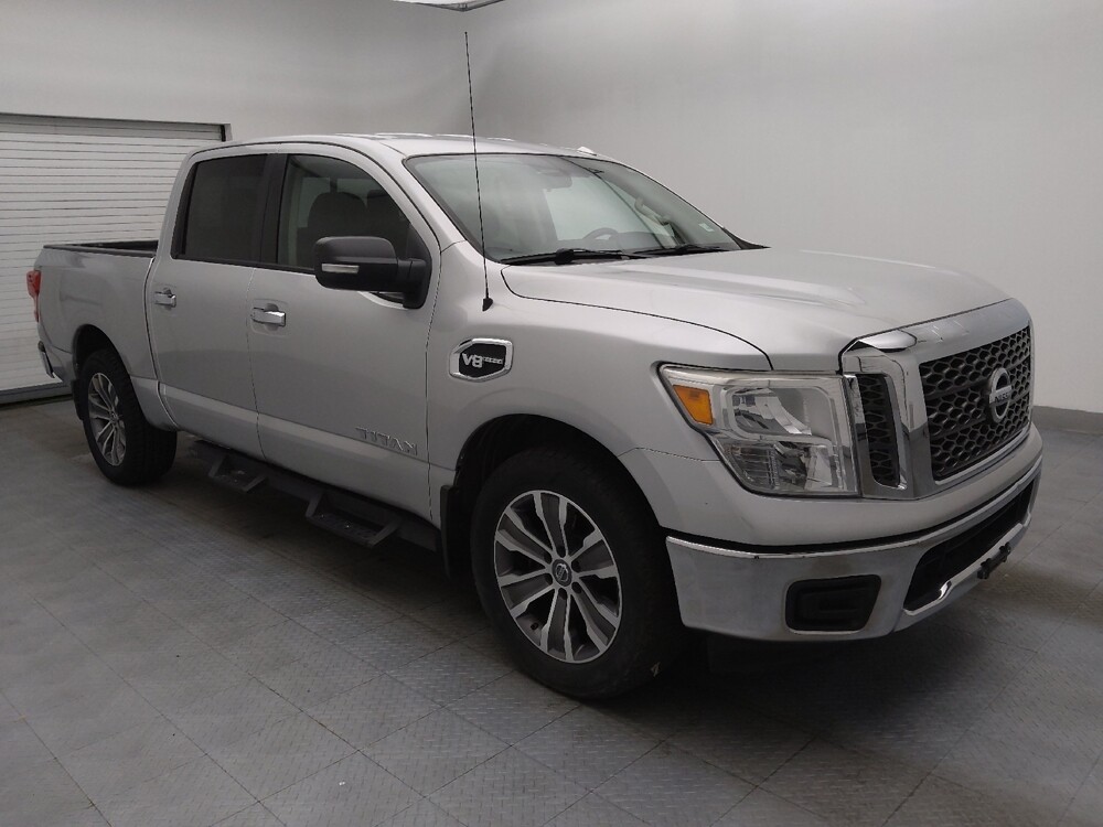 2017 Nissan Titan in Greenville, SC 29607 - 18139976 11