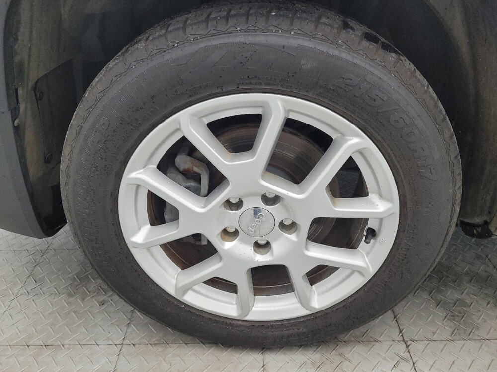 2021 Jeep Renegade in Charleston, SC 29414 - 18139983 31