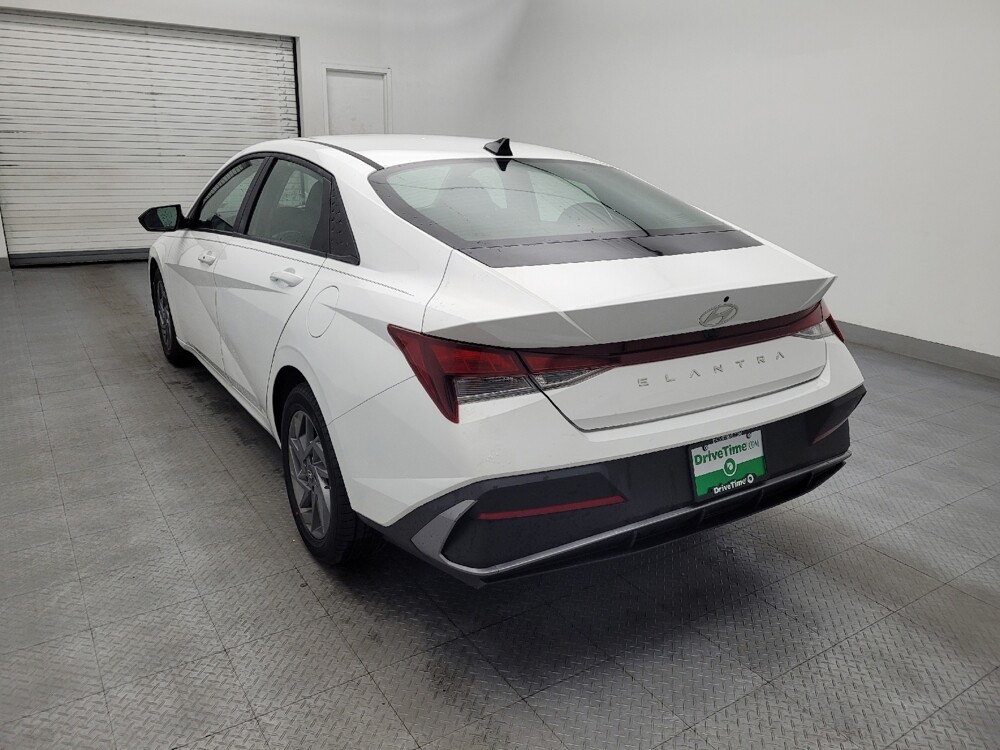 2024 Hyundai Elantra in Charleston, SC 29414 - 18139986 5
