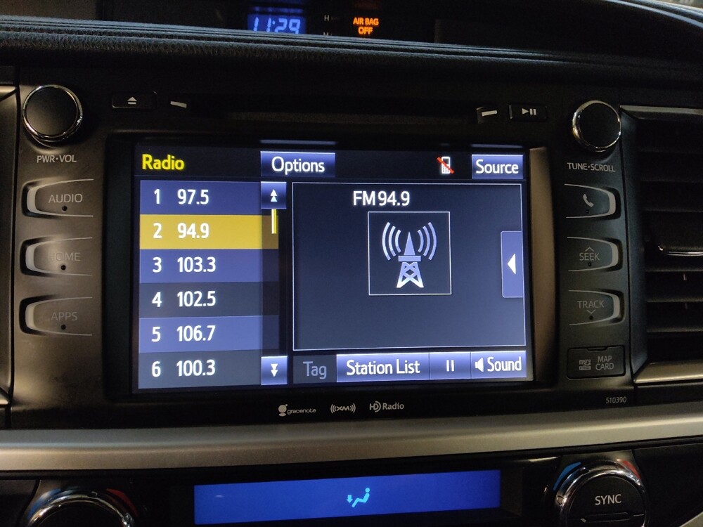 2018 Toyota Highlander in Salem, VA 24153 - 18139989 25