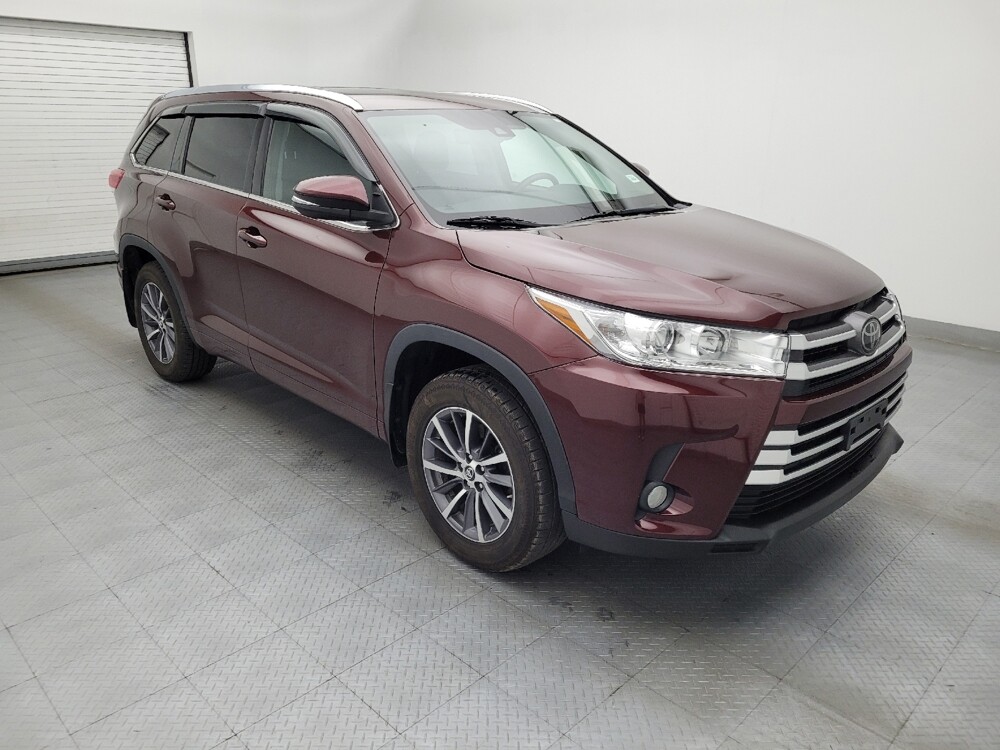 2018 Toyota Highlander in Salem, VA 24153 - 18139989 11