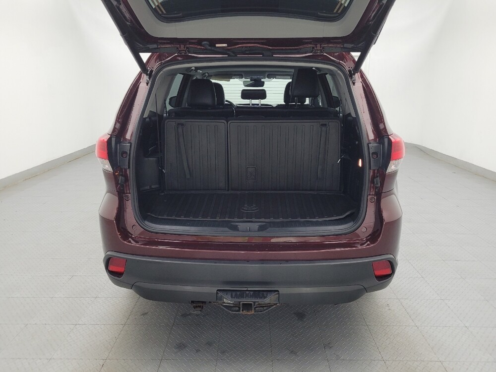 2018 Toyota Highlander in Salem, VA 24153 - 18139989 29