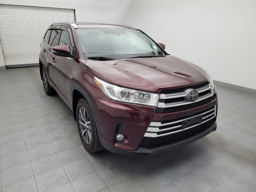 2018 Toyota Highlander in Salem, VA 24153 - 18139989 13