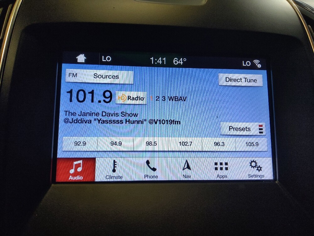2019 Ford Edge in Charleston, SC 29414 - 18139990 25