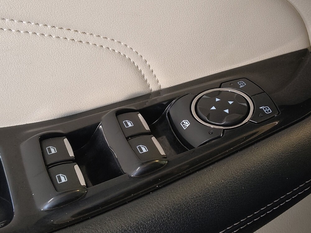 2019 Ford Edge in Charleston, SC 29414 - 18139990 27