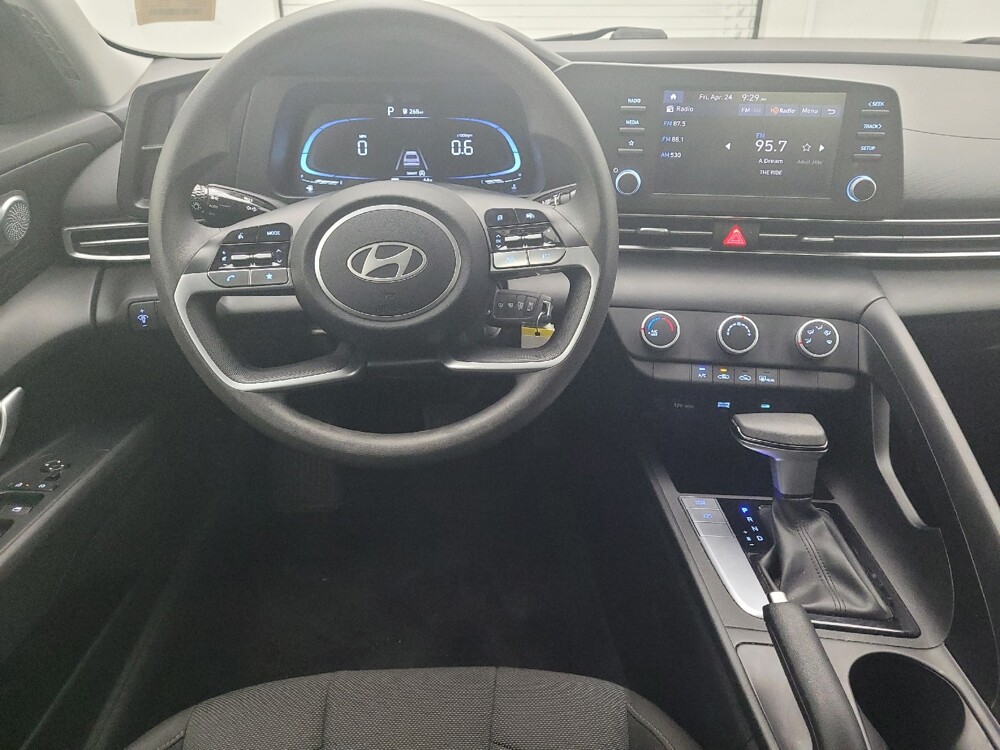2024 Hyundai Elantra in Salem, VA 24153 - 18140000 22