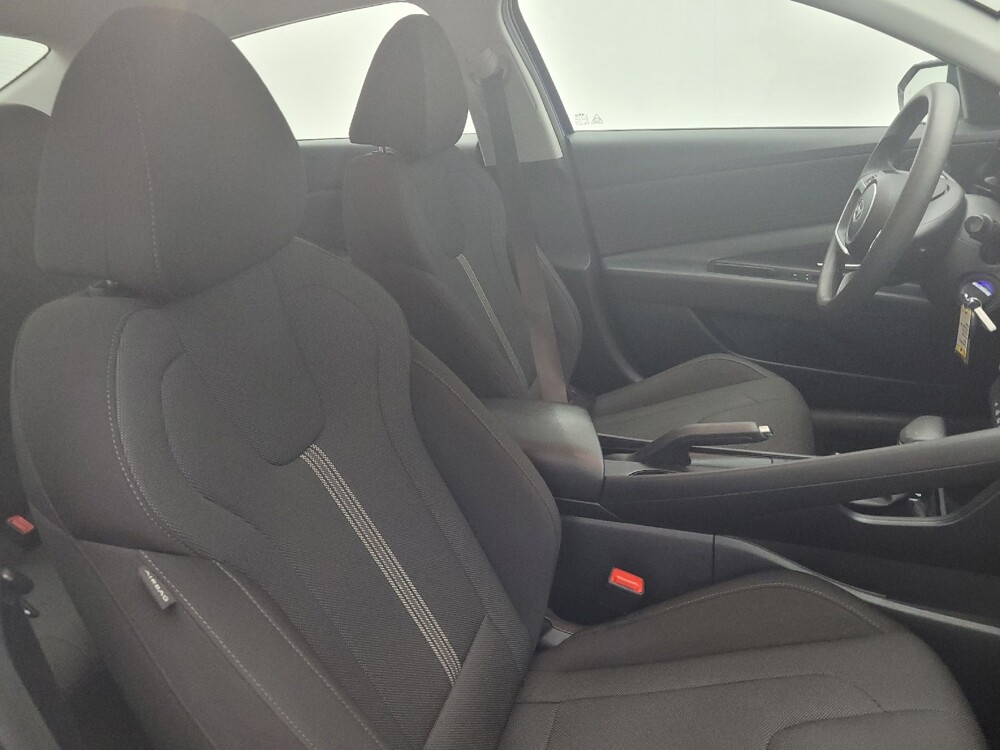 2024 Hyundai Elantra in Salem, VA 24153 - 18140000 21