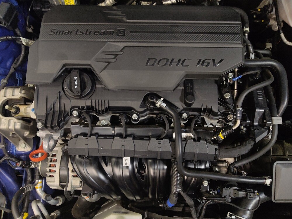 2024 Hyundai Elantra in Salem, VA 24153 - 18140000 30