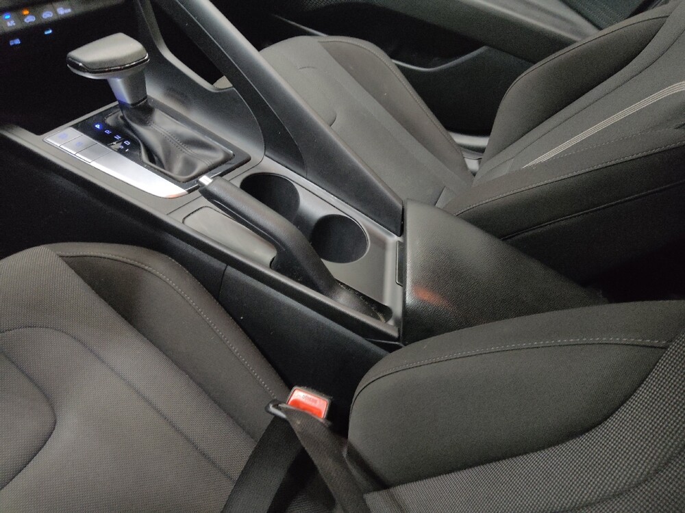 2024 Hyundai Elantra in Salem, VA 24153 - 18140000 26