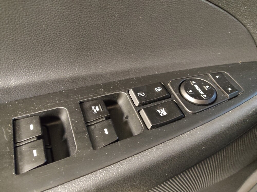 2018 Hyundai Tucson in Columbia, SC 29210 - 18140001 27
