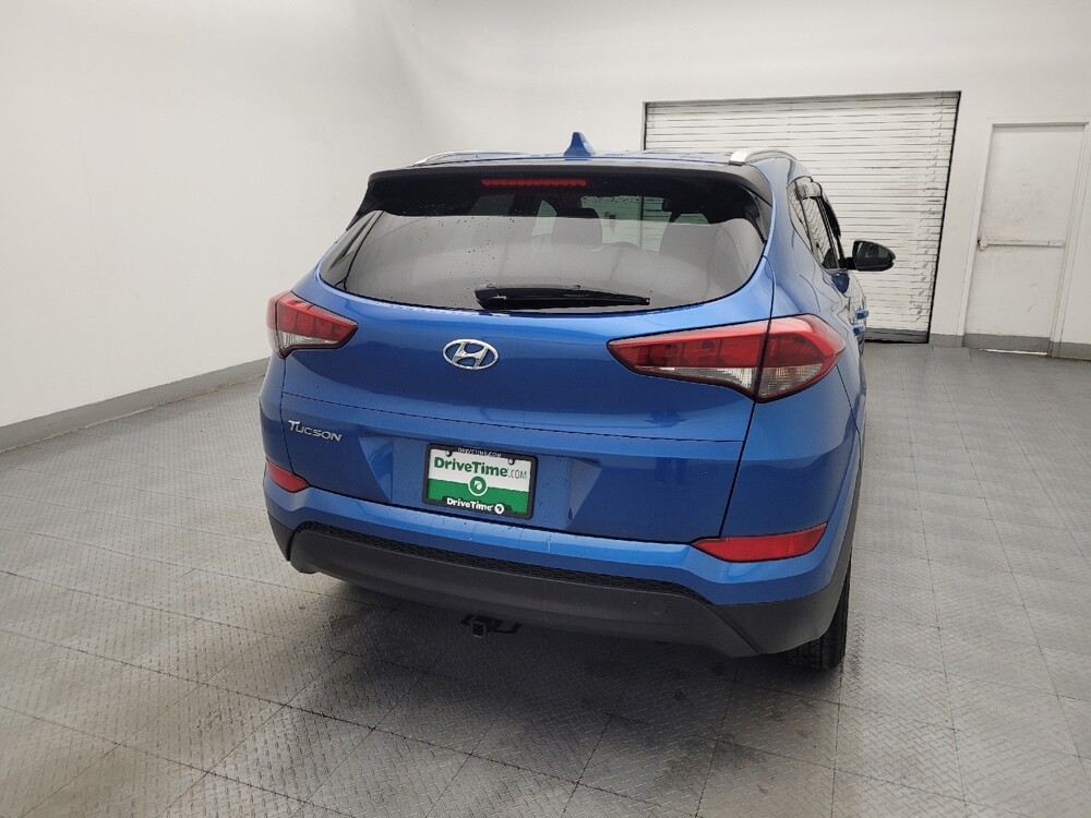 2018 Hyundai Tucson in Columbia, SC 29210 - 18140001 7
