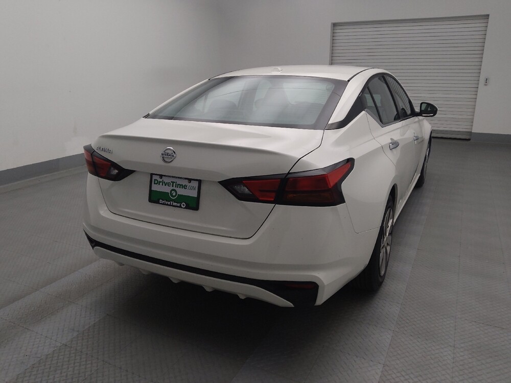 2019 Nissan Altima in Lakewood, CO 80215 - 18140005 7