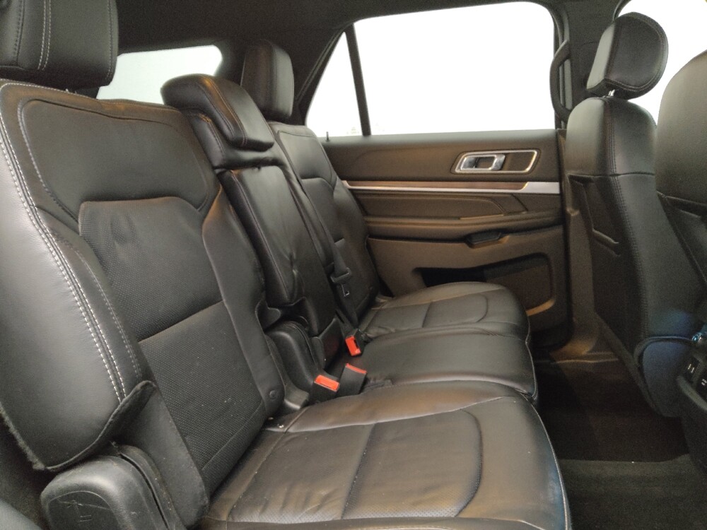 2017 Ford Explorer in Denver, CO 80012 - 18140008 19