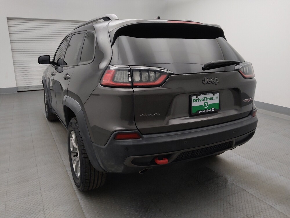2019 Jeep Cherokee in Lakewood, CO 80215 - 18140010 6