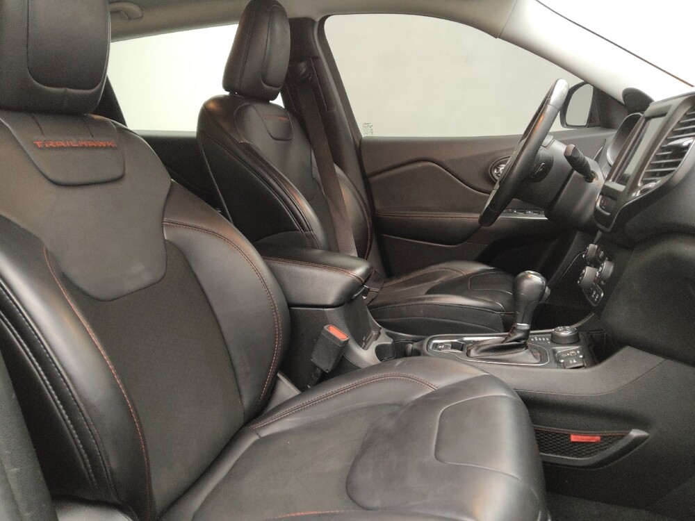2019 Jeep Cherokee in Lakewood, CO 80215 - 18140010 21