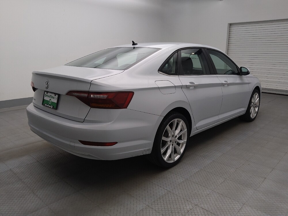 2019 Volkswagen Jetta in Lakewood, CO 80215 - 18140013 9
