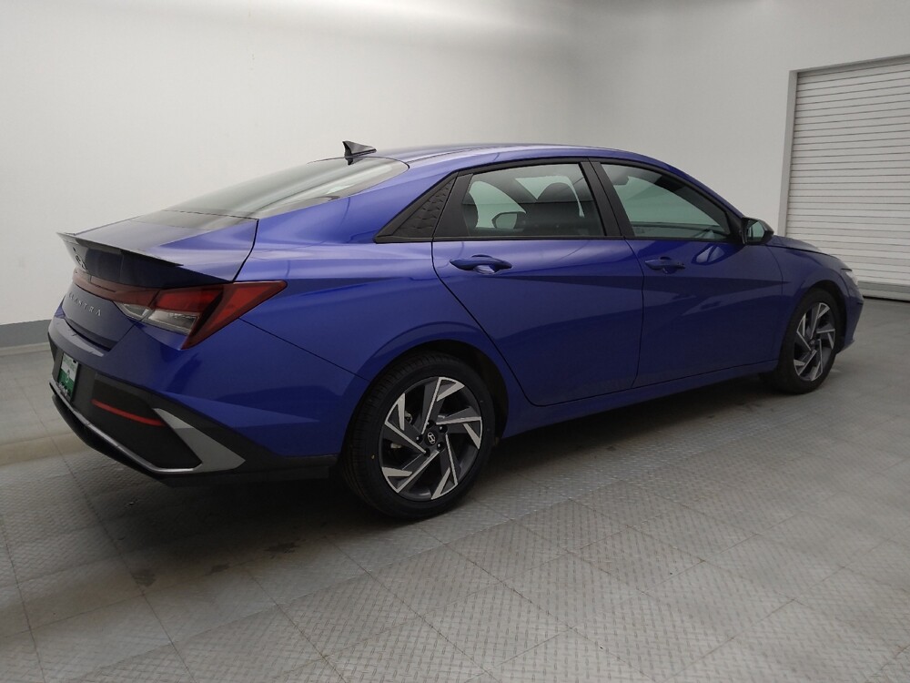 2025 Hyundai Elantra in Denver, CO 80012 - 18140014 10