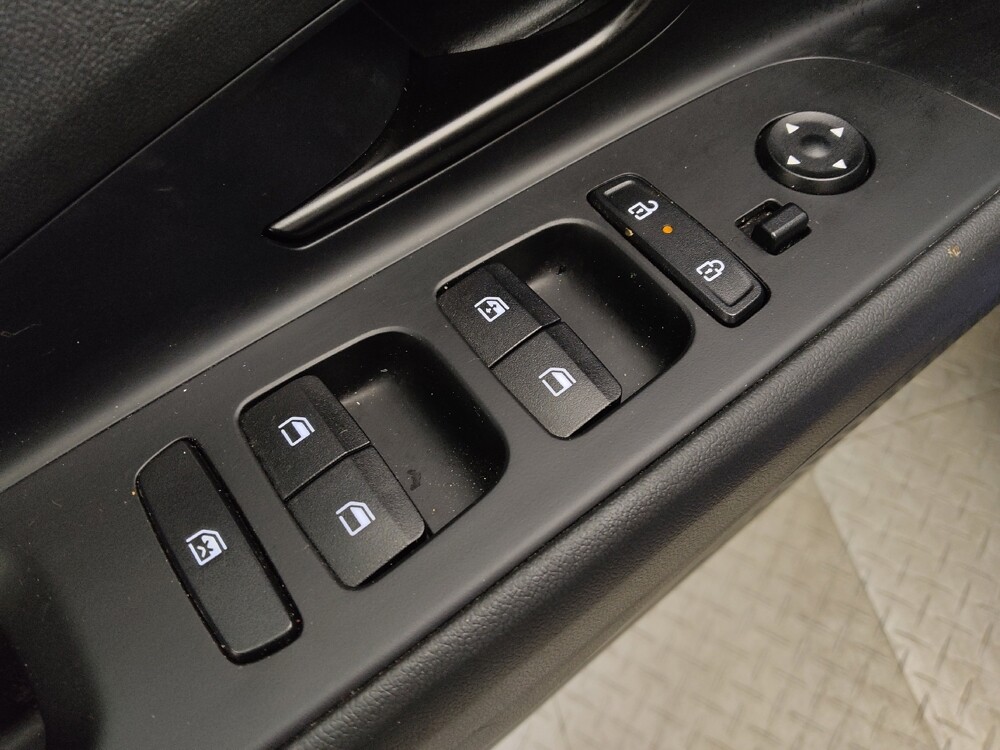 2025 Hyundai Elantra in Denver, CO 80012 - 18140014 27