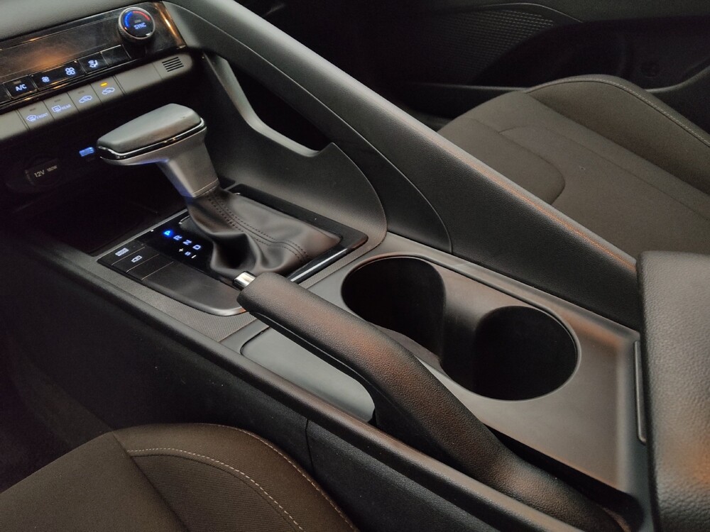 2025 Hyundai Elantra in Denver, CO 80012 - 18140014 26