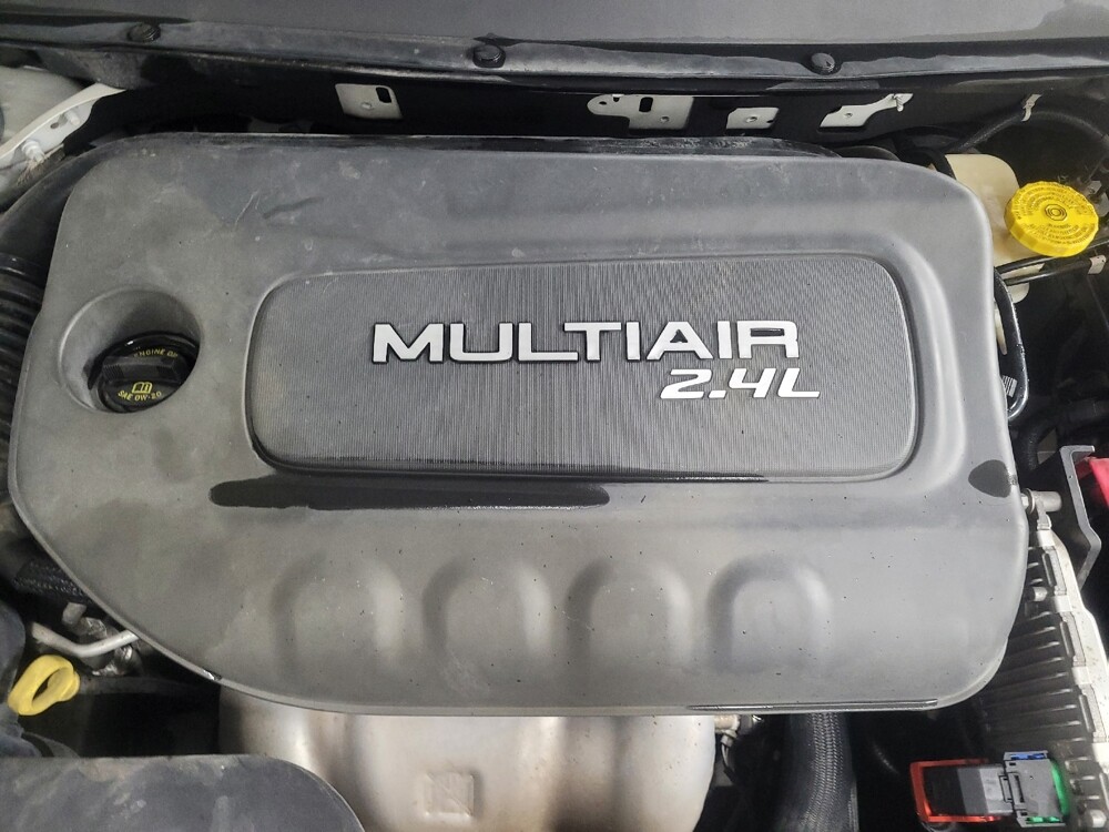 2015 Jeep Cherokee in Conyers, GA 30094 - 18140015 30