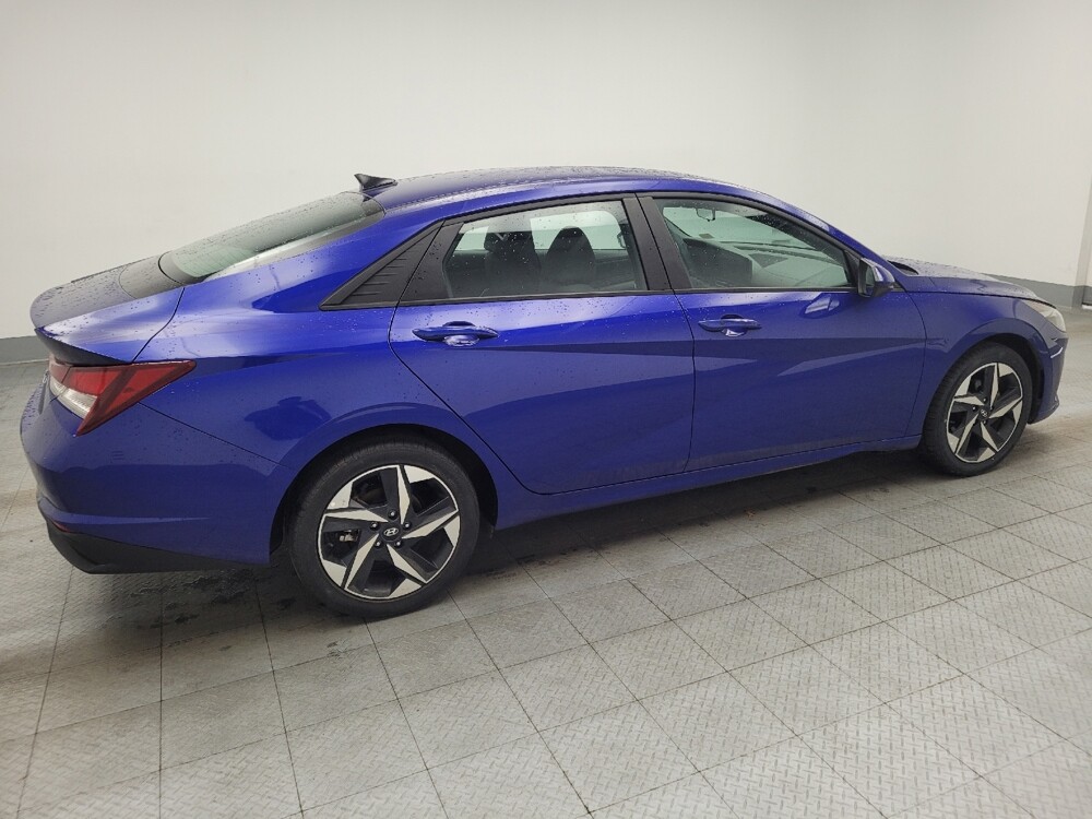 2023 Hyundai Elantra in Memphis, TN 38115 - 18140017 10