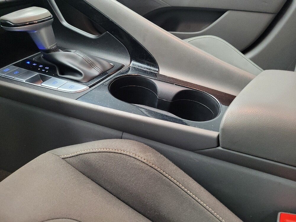 2023 Hyundai Elantra in Memphis, TN 38115 - 18140017 26