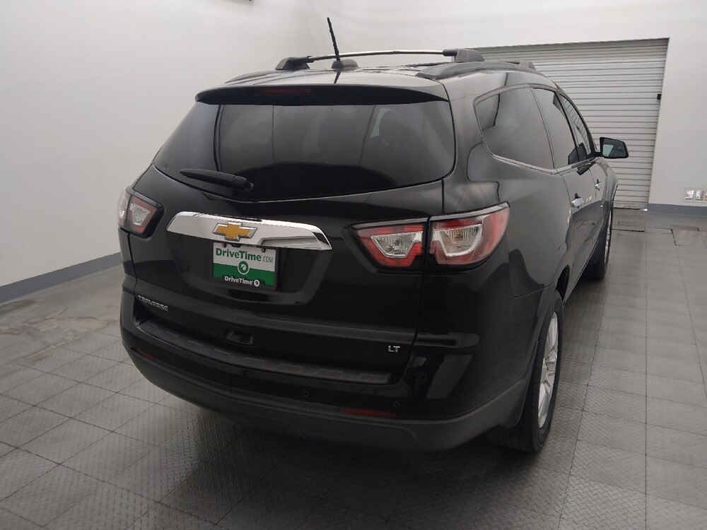 2017 Chevrolet Traverse in Houston, TX 77060 - 18140023 7
