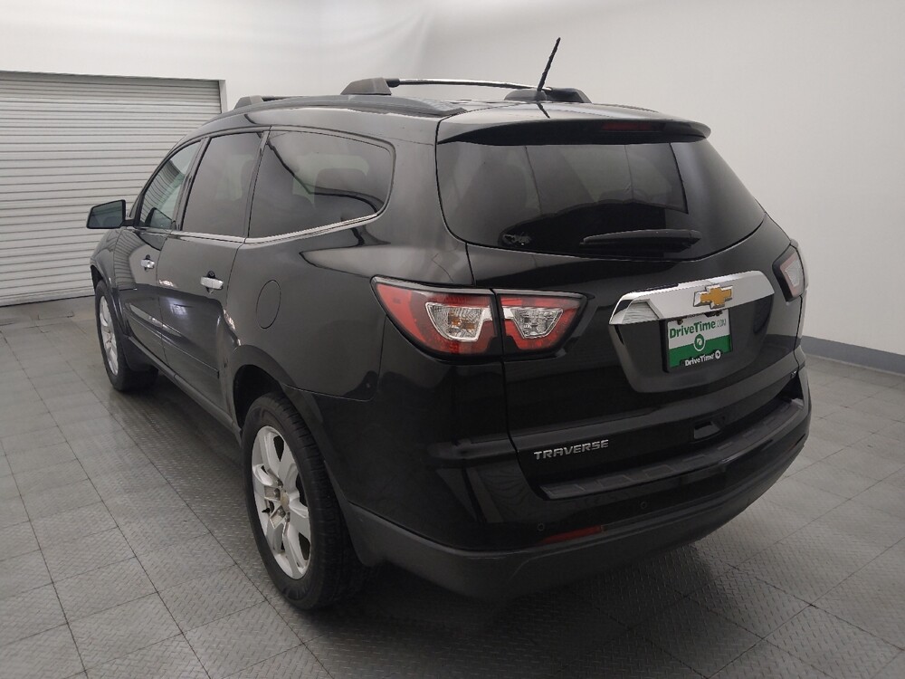 2017 Chevrolet Traverse in Houston, TX 77060 - 18140023 5