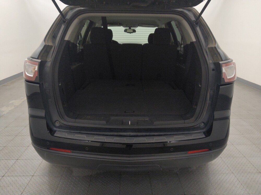 2017 Chevrolet Traverse in Houston, TX 77060 - 18140023 29