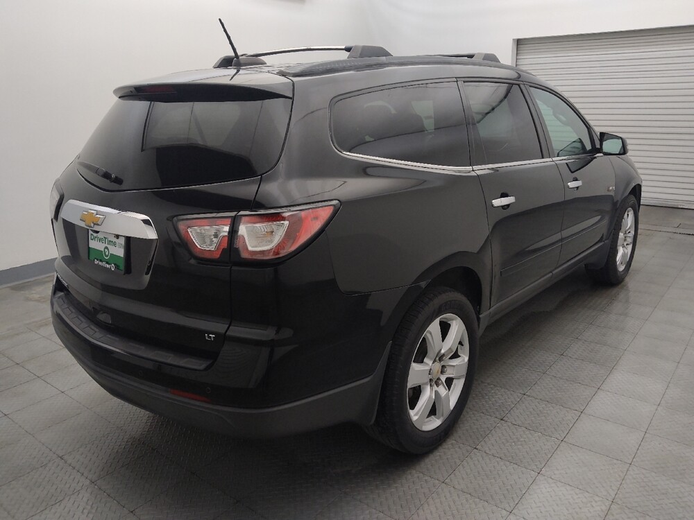 2017 Chevrolet Traverse in Houston, TX 77060 - 18140023 9
