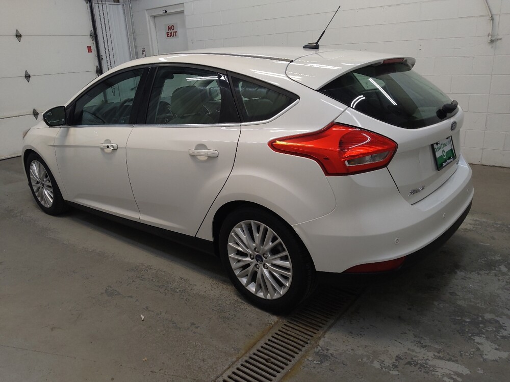 2016 Ford Focus in Cincinnati, OH 45255 - 18140034 3