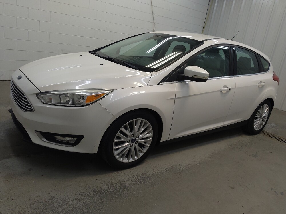 2016 Ford Focus in Cincinnati, OH 45255 - 18140034 2