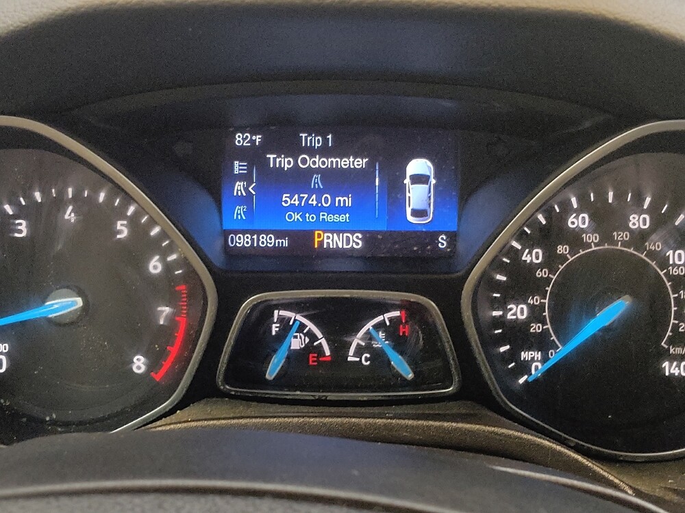 2016 Ford Focus in Cincinnati, OH 45255 - 18140034 23