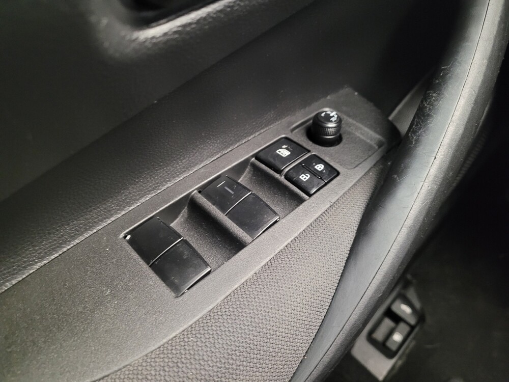 2022 Toyota Corolla in Miamisburg, OH 45342 - 18140035 27