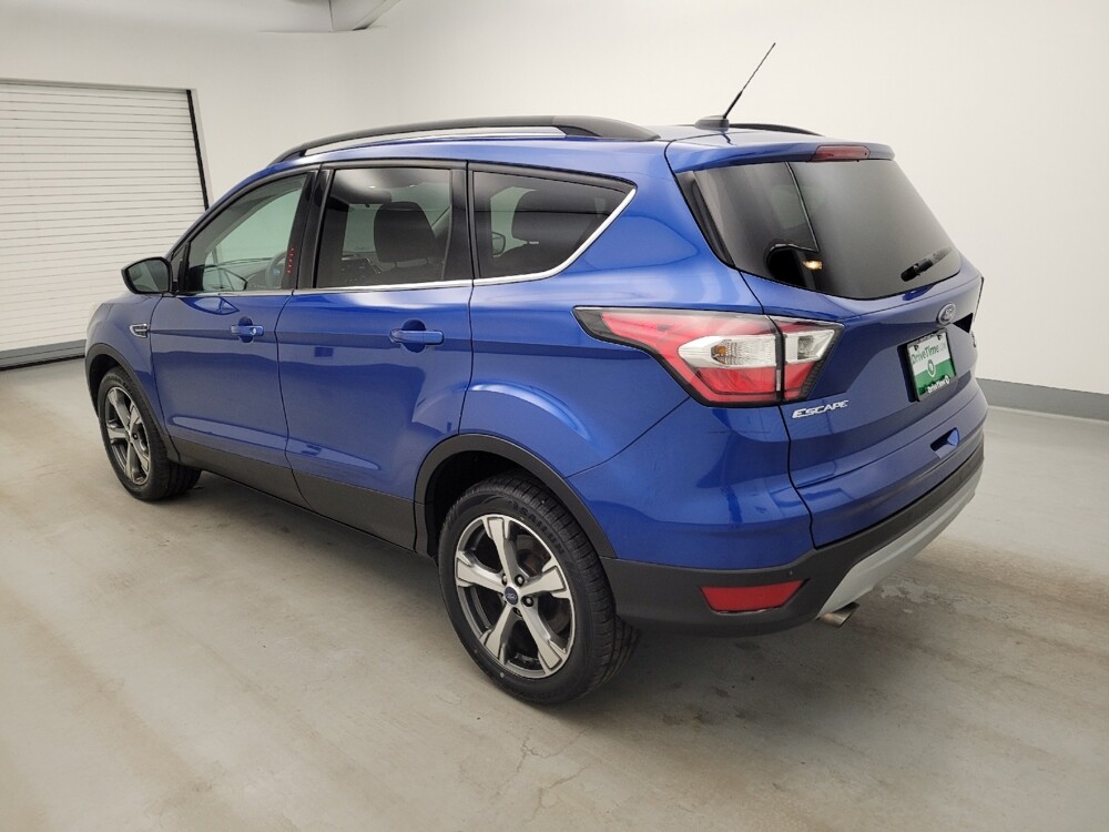 2017 Ford Escape in Miamisburg, OH 45342 - 18140036 3